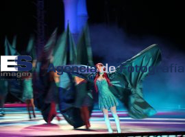 Espectáculo pista de hielo Feria de Puebla - ES imagen agencia de fotografía