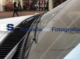 Automóviles con ceniza volcánica - ES imagen agencia de fotografía