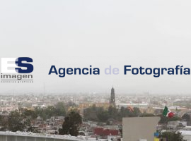 Ceniza volcánica cubre la ciudad - ES imagen agencia de fotografía
