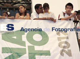 Toman protesta jóvenes del PRI - ES imagen agencia de fotografía
