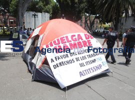 Maestros piden toma de nota para ASTITSSNP - ES imagen agencia de fotografía