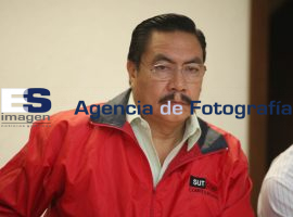 Refugio rivas obtiene amparo, SUTCOB. - ES imagen agencia de fotografía