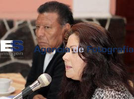 Violeta Lagunes en rueda de prensa - ES imagen agencia de fotografía