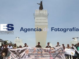 Jesusa Rodríguez marcha con descendintes de Zacapoaxtlas - ES imagen agencia de fotografía