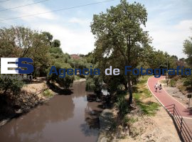Río Atoyac contaminado Mayorazgo - ES imagen agencia de fotografía