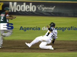 Víctoria de Pericos de Puebla Vs Olmecas de Tabasco - ES imagen agencia de fotografía