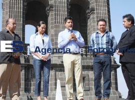 Supervisa Eduardo Rivera trabajos de impermeabilización - ES imagen agencia de fotografía