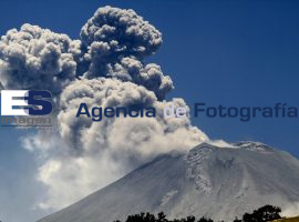 Alejandro Poire y Rafael Moreno Valle gira Xalitzintla - ES imagen agencia de fotografía