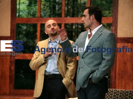 Teatro El juego de la esposa - ES imagen agencia de fotografía