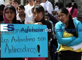 Marchan en contra del Art 24 - ES imagen agencia de fotografía