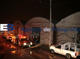 Incendio bodega hilos colonia Roma - ES imagen agencia de fotografía