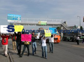 Marchan contra EPN en Texmelucan - ES imagen agencia de fotografía