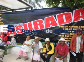 Protestan contra Cementos Cruz Azul - ES imagen agencia de fotografía
