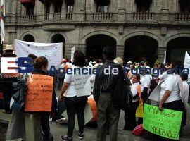 Manifestaciòn Sindicato del ayuntamiento de Puebla - ES imagen agencia de fotografía