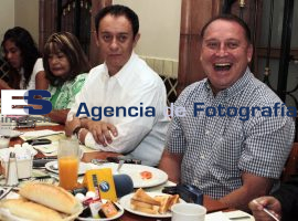 Néstor Gordillo presenta avances de campaña - ES imagen agencia de fotografía
