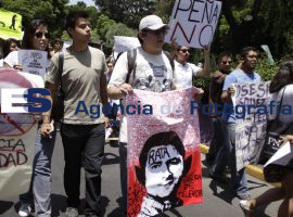 Manifestación #yosoy132  - ES imagen agencia de fotografía