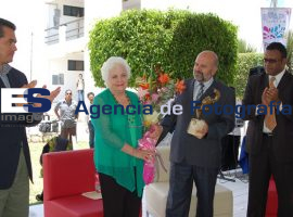 Margarita Martínez donó 30 mil libros a la BUAP - ES imagen agencia de fotografía