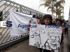 Portestan contra CTM trabajadores de Flex N Gate - ES imagen agencia de fotografía