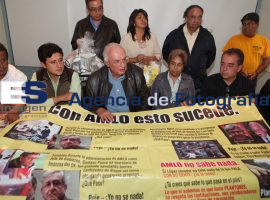 Guerra sicia en contra de AMLO - ES imagen agencia de fotografía
