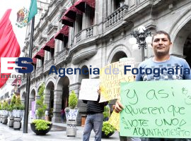 Protestan comerciantes informales - ES imagen agencia de fotografía