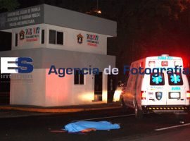 Muere atropellado frente a Plaza Dorada - ES imagen agencia de fotografía