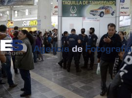 Se manifiestan votantes en la CAPU - ES imagen agencia de fotografía