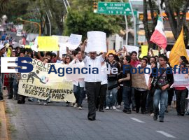 Marchan Jóvenes Inconformes  - ES imagen agencia de fotografía