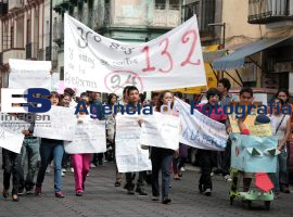 Manifestación yosoy132 12julio2012 - ES imagen agencia de fotografía