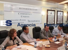 Discuten diputados del Congreso cambios a la ley de transporte - ES imagen agencia de fotografía