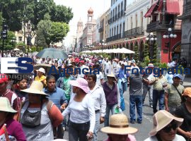 Pide 28 de ocubre al ayuntamiento cumpla acuerdos para mercados - ES imagen agencia de fotografía