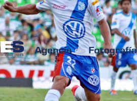 Puebla vs Santos Laguna - ES imagen agencia de fotografía