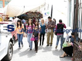 Feria de regreso a clases - ES imagen agencia de fotografía