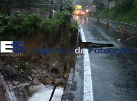 Sierra de Puebla afectaciones "Ernesto" - ES imagen agencia de fotografía