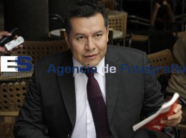 Exige Caporal cargo de Alcalde - ES imagen agencia de fotografía