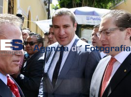 Reconoce BUAP a Chertorivski - ES imagen agencia de fotografía