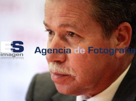 Firma de acuerdo Ibero-Congreso - ES imagen agencia de fotografía
