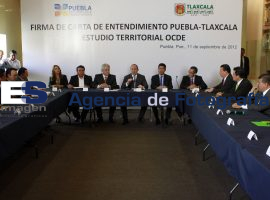 Entendimiento Puebla-Tlaxcala - ES imagen agencia de fotografía