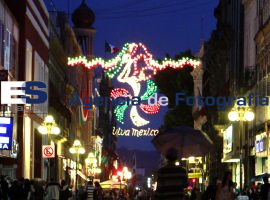 Últimos preparativos para el Grito - ES imagen agencia de fotografía