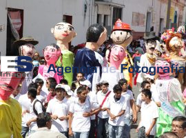 Desfile de mojigangas convite Huey Atlixcayotl - ES imagen agencia de fotografía
