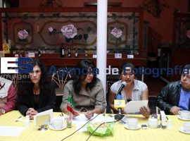 Se oponen a reforma laboral - ES imagen agencia de fotografía