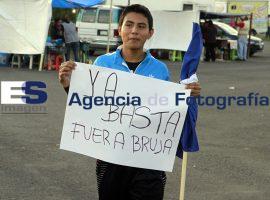 Protesta la porra de la franja - ES imagen agencia de fotografía