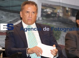 BUAP recibe reconocimiento a la calidad educativa CIEES - ES imagen agencia de fotografía