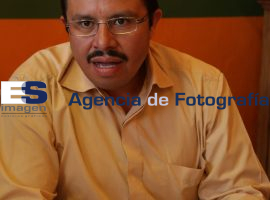 Erick Cotoñeto dirigente estatal PRD - ES imagen agencia de fotografía