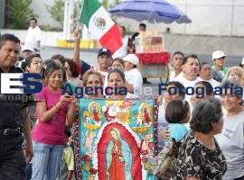 Antorcha Guadalupana en su llegada a la ciudad de Atlixco - ES imagen agencia de fotografía