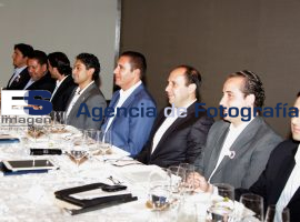 Reunión RMV diputados locales Casa Puebla - ES imagen agencia de fotografía