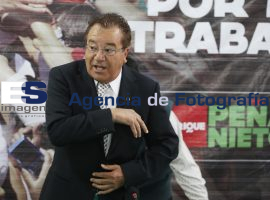 Víctor Díaz, diputado federal, propone Comisión Automotriz - ES imagen agencia de fotografía