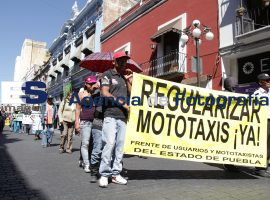 Manifestación Mototaxis - ES imagen agencia de fotografía