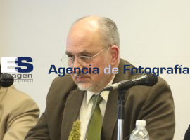 Lorenzo Meyer en la Facultad de Derecho de la BUAP - ES imagen agencia de fotografía