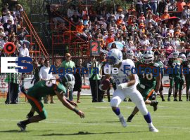 Futbol americano Aztecas UDLAP borregos itesm  - ES imagen agencia de fotografía