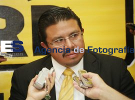 Presenta PRD su pagina de internet - ES imagen agencia de fotografía